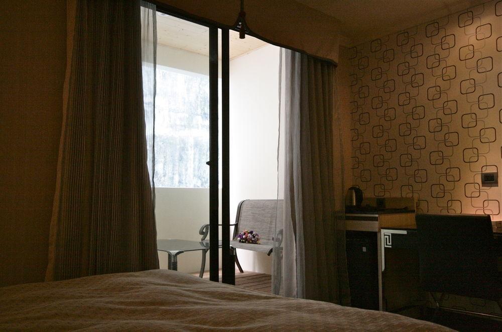 Fairy Tale City Motel 花蓮市 エクステリア 写真
